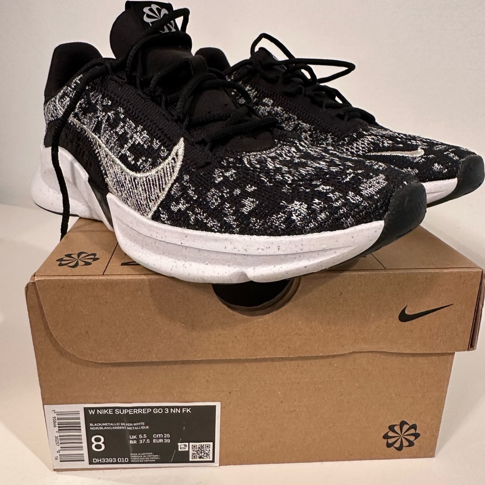 Nike SuperRep Go 3 Flyknit Black and White Sneakers